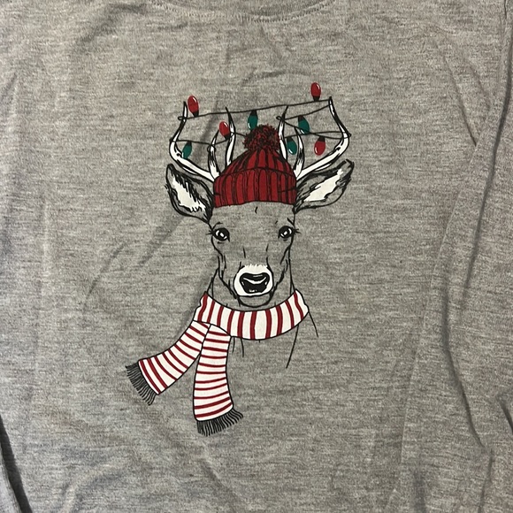 Lot of 3❗️Graphic Long Sleeve Shirts- Size L 10/12 - Picture 6 of 7